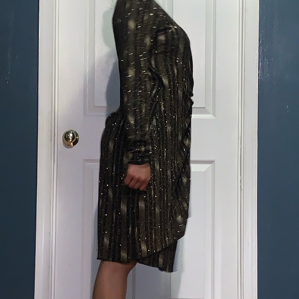 SOLD Sparkly midi dress